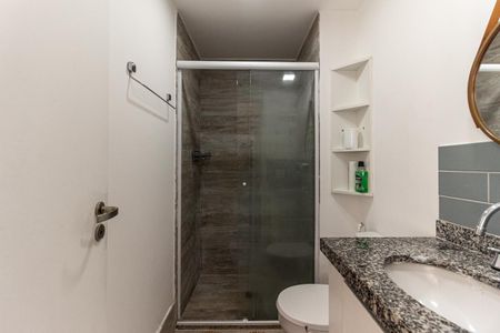 Studio para alugar com 27m², 1 quarto e sem vaga Studio para alugar com 27m², 1 quarto e sem vagaBanheiro