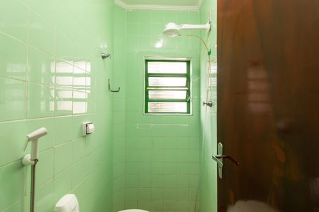 Casa à venda com 220m², 3 quartos e 3 vagas Casa à venda com 220m², 3 quartos e 3 vagasBanheiro de Serviço