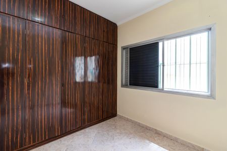 Casa à venda com 220m², 3 quartos e 3 vagas Casa à venda com 220m², 3 quartos e 3 vagasSuíte