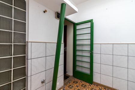 Casa à venda com 220m², 3 quartos e 3 vagas Casa à venda com 220m², 3 quartos e 3 vagasJardim de Inverno