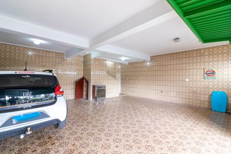 Casa à venda com 220m², 3 quartos e 3 vagas Casa à venda com 220m², 3 quartos e 3 vagasGaragem