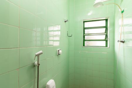 Casa à venda com 220m², 3 quartos e 3 vagas Casa à venda com 220m², 3 quartos e 3 vagasBanheiro de Serviço