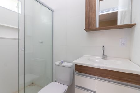 Casa à venda com 220m², 3 quartos e 3 vagas Casa à venda com 220m², 3 quartos e 3 vagasBanheiro da Suíte