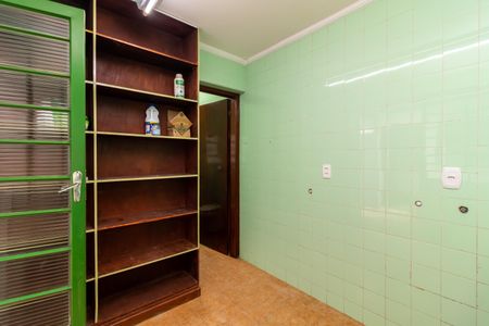 Casa à venda com 220m², 3 quartos e 3 vagas Casa à venda com 220m², 3 quartos e 3 vagasÁrea de Serviço