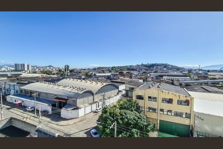 Vista do Quarto 2 de apartamento para alugar com 2 quartos, 52m² em Ramos, Rio de Janeiro