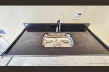 Cozinha de apartamento para alugar com 2 quartos, 52m² em Ramos, Rio de Janeiro