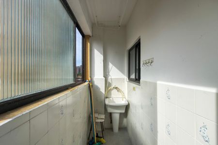Área de Serviço de apartamento para alugar com 2 quartos, 98m² em Caiçara, Praia Grande
