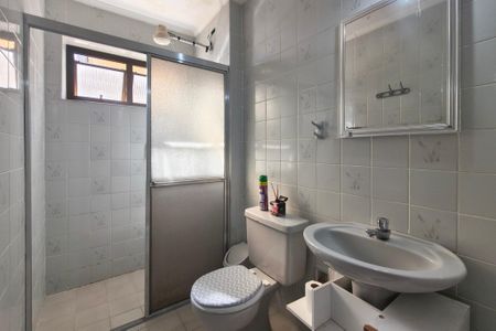 Banheiro de apartamento para alugar com 2 quartos, 98m² em Caiçara, Praia Grande