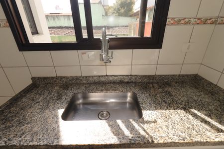 Apartamento para alugar com 88m², 2 quartos e 2 vagasCozinha - Pia