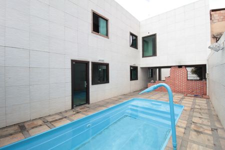 Casa para alugar com 450m², 4 quartos e 5 vagasPiscina
