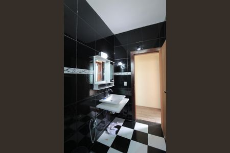 Casa para alugar com 450m², 4 quartos e 5 vagasBanheiro da Suíte