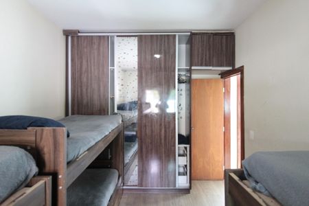 Casa para alugar com 450m², 4 quartos e 5 vagasQuarto 1