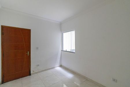 Sala e Cozinha de apartamento para alugar com 2 quartos, 40m² em Jardim Santa Teresinha, São Paulo