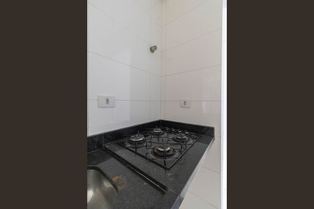 Sala e Cozinha de apartamento para alugar com 2 quartos, 40m² em Jardim Santa Teresinha, São Paulo