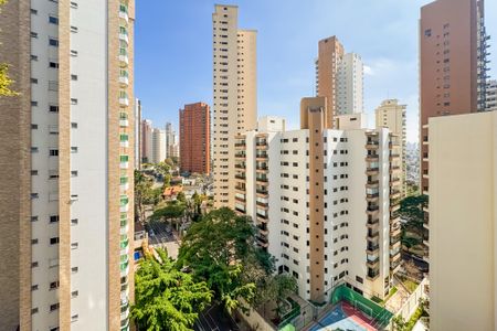 Apartamento à venda com 202m², 3 quartos e 4 vagasVista da Varanda da Suíte 3