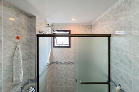 Apartamento à venda com 202m², 3 quartos e 4 vagasBanheiro Social