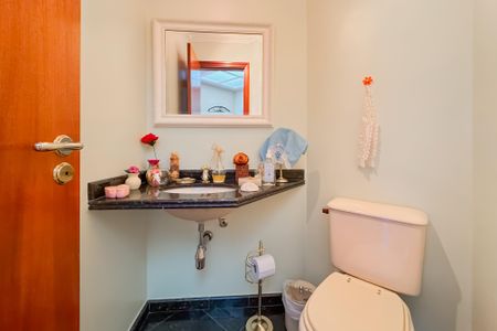 Apartamento à venda com 202m², 3 quartos e 4 vagasLavabo