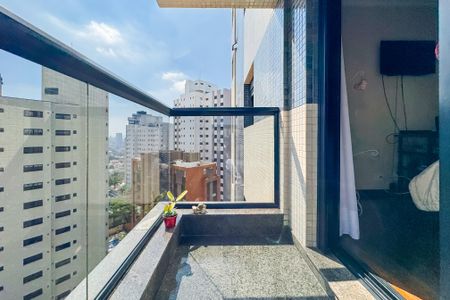 Apartamento à venda com 202m², 3 quartos e 4 vagasVaranda da Suíte 3