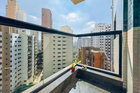 Apartamento à venda com 202m², 3 quartos e 4 vagasVaranda da Suíte 3