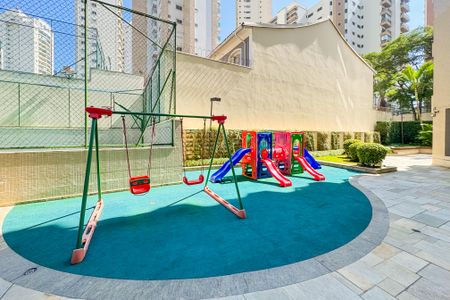 Apartamento à venda com 202m², 3 quartos e 4 vagasPlayground