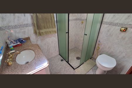 Casa à venda com 343m², 4 quartos e 6 vagasBanheiro Social