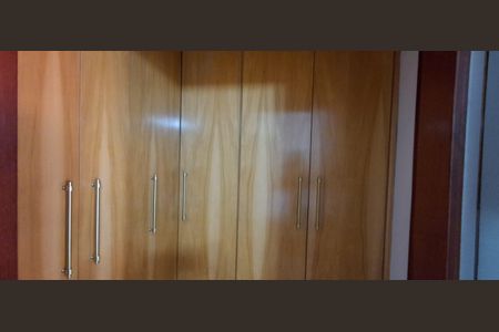 Casa à venda com 343m², 4 quartos e 6 vagasCloset da Suíte 1