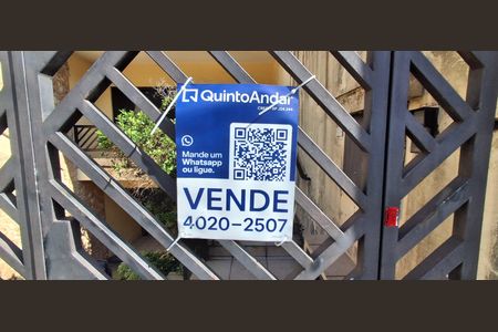 Casa à venda com 343m², 4 quartos e 6 vagasPlaquinha