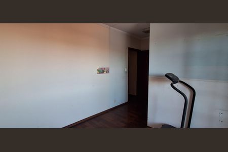 Casa à venda com 343m², 4 quartos e 6 vagasSuíte 2