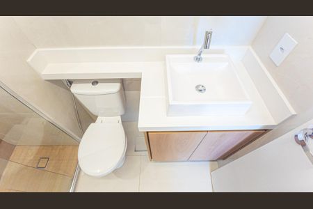 Apartamento à venda com 61m², 2 quartos e 1 vaga Apartamento à venda com 61m², 2 quartos e 1 vagaBanheiro Social