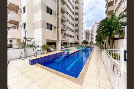 Apartamento à venda com 61m², 2 quartos e 1 vaga Apartamento à venda com 61m², 2 quartos e 1 vagaÁrea comum - Piscina