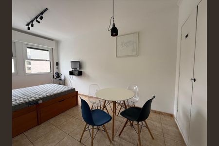 Studio para alugar com 25m², 1 quarto e sem vaga Studio para alugar com 25m², 1 quarto e sem vagaStudio