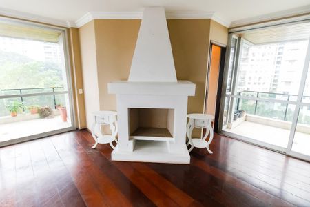 Apartamento à venda com 198m², 4 quartos e 3 vagas Apartamento à venda com 198m², 4 quartos e 3 vagasDetalhe - Sala 1 (Lareira)