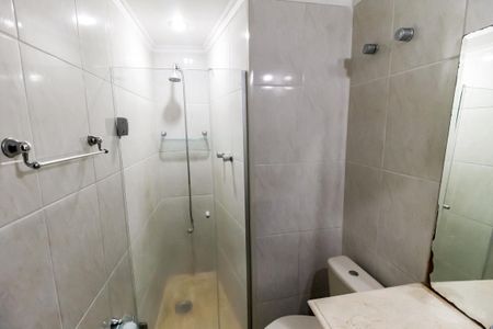 Apartamento à venda com 198m², 4 quartos e 3 vagas Apartamento à venda com 198m², 4 quartos e 3 vagasBanheiro Corredor