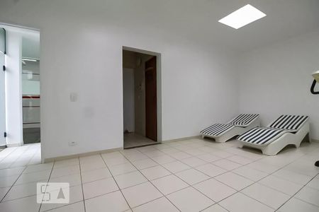 Apartamento à venda com 198m², 4 quartos e 3 vagas Apartamento à venda com 198m², 4 quartos e 3 vagasSaúna