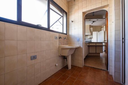 Apartamento à venda com 196m², 3 quartos e 3 vagasÁrea de Serviço