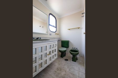 Apartamento à venda com 196m², 3 quartos e 3 vagasSuíte 3 - Banheiro