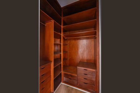 Apartamento à venda com 196m², 3 quartos e 3 vagasSuíte 3