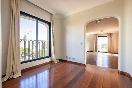 Apartamento à venda com 196m², 3 quartos e 3 vagasSala