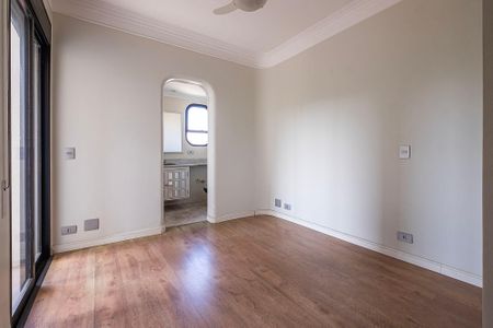 Apartamento à venda com 196m², 3 quartos e 3 vagasSuíte 3