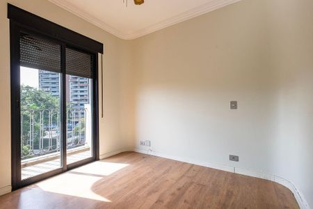 Apartamento à venda com 196m², 3 quartos e 3 vagasSuíte 1
