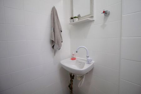 Apartamento à venda com 78m², 3 quartos e 2 vagasBanheiro de Serviço