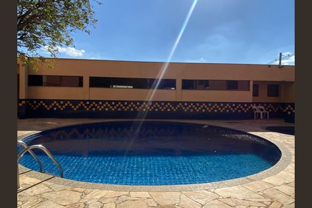 Apartamento à venda com 65m², 2 quartos e 1 vaga Apartamento à venda com 65m², 2 quartos e 1 vagaÁrea comum - Piscina