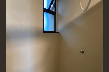 Apartamento à venda com 65m², 2 quartos e 1 vaga Apartamento à venda com 65m², 2 quartos e 1 vagaBanheiro