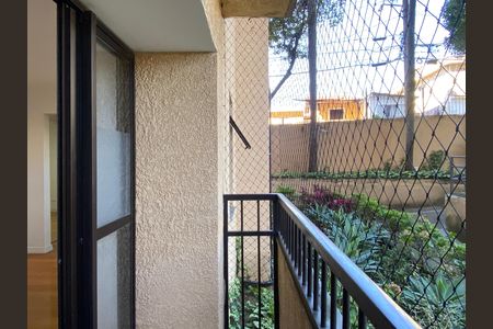 Apartamento à venda com 65m², 2 quartos e 1 vaga Apartamento à venda com 65m², 2 quartos e 1 vagaVaranda