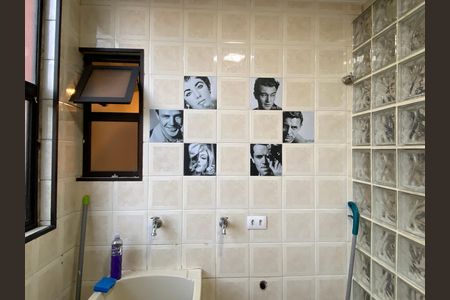 Apartamento à venda com 65m², 2 quartos e 1 vaga Apartamento à venda com 65m², 2 quartos e 1 vagaÁrea de Serviço