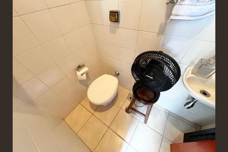 Apartamento para alugar com 119m², 3 quartos e 3 vagasBanheiro de serviço