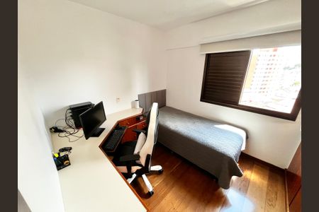 Apartamento para alugar com 119m², 3 quartos e 3 vagasQuarto 2 / Escritório