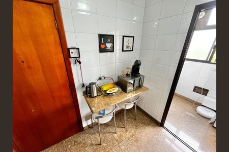 Apartamento para alugar com 119m², 3 quartos e 3 vagasCozinha
