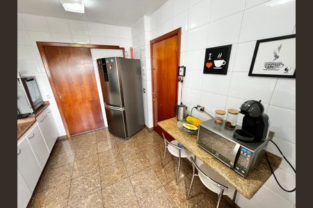 Apartamento para alugar com 119m², 3 quartos e 3 vagasCozinha