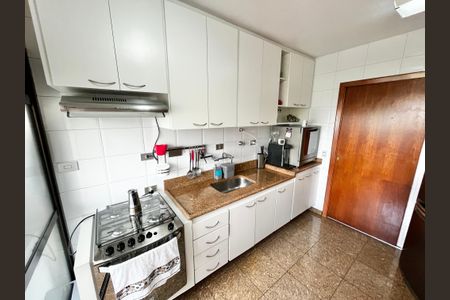 Apartamento para alugar com 119m², 3 quartos e 3 vagasCozinha